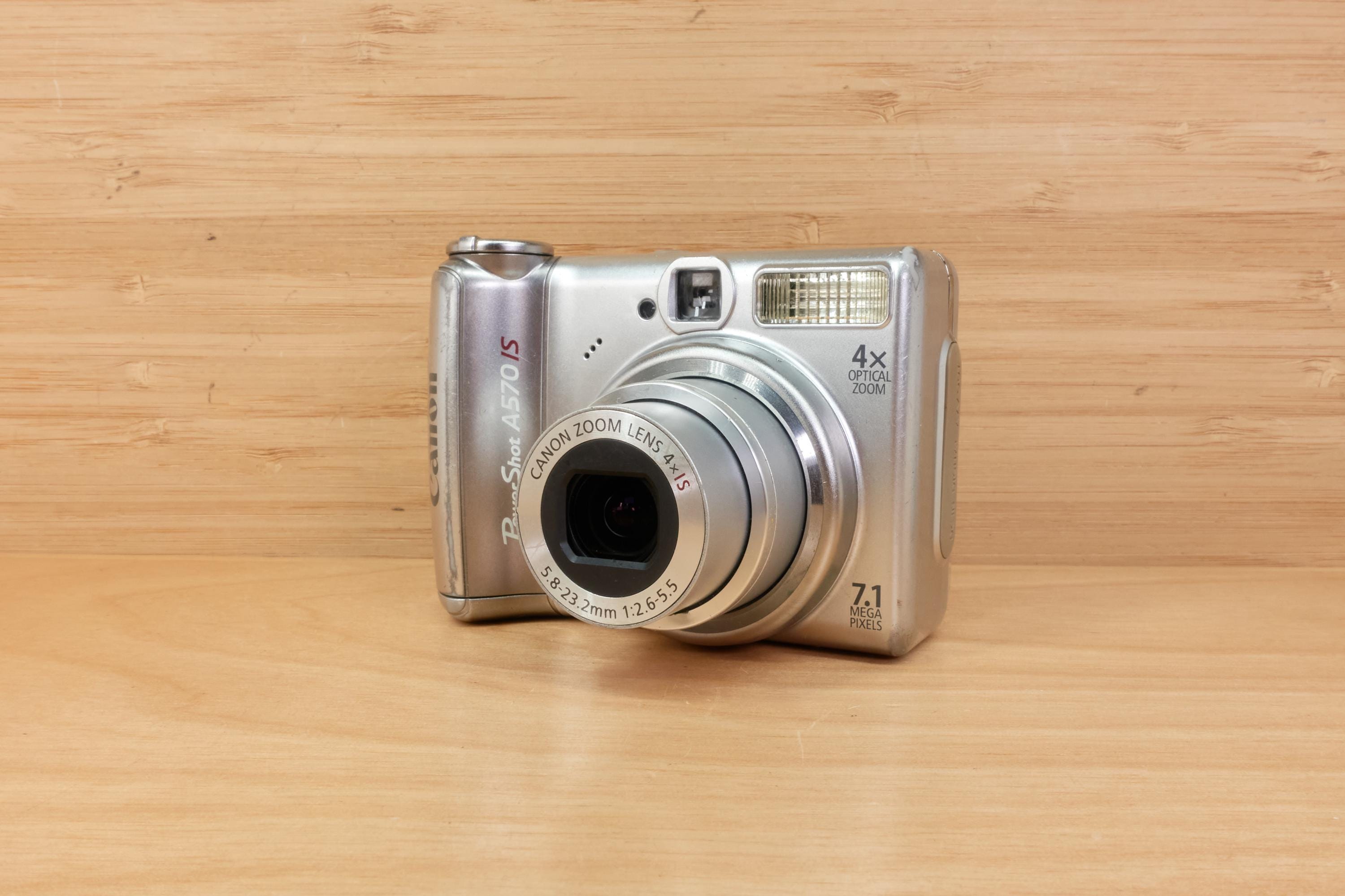Canon Powershot A570 IS Digital Camera / 7.1MP / 4x Optical