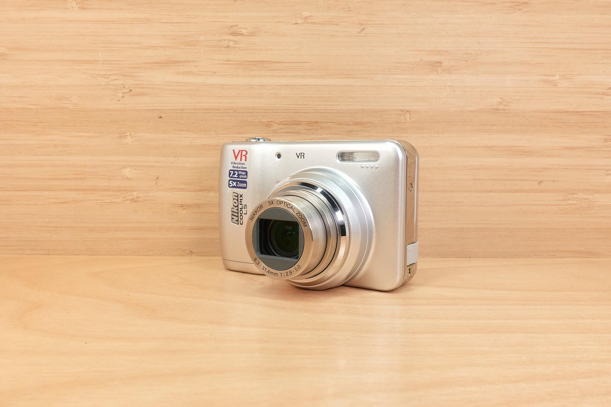 Nikon Coolpix L5 - Etsy