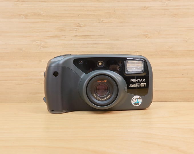 Appareil photo argentique Pentax IQZoom 90-WR Date Noir Reconditionné - Appareil photo argentique | fnac Suisse