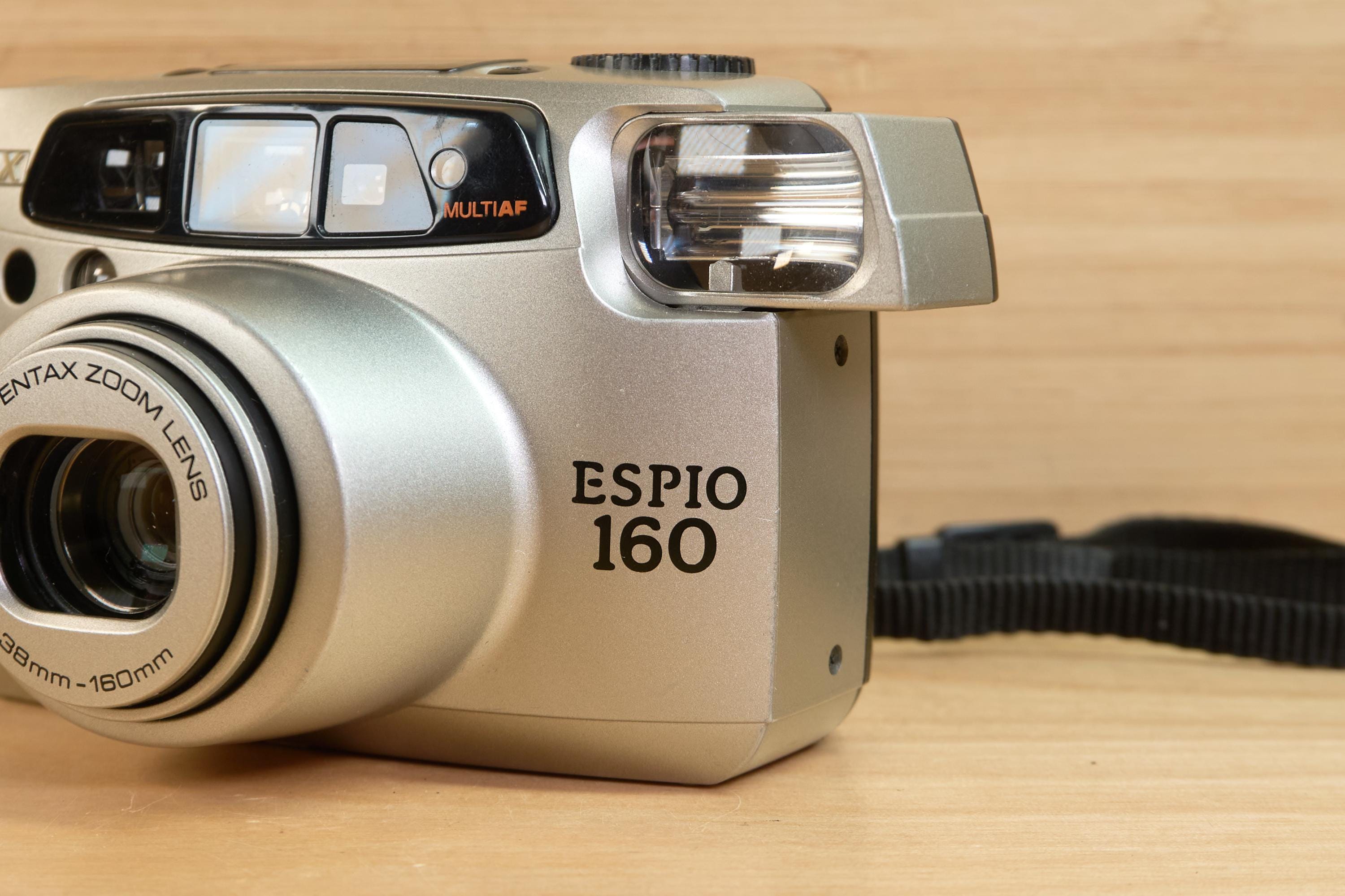 PENTAX　ESPIO160 Vintage Pentax Espio 160 35mm Point and Shoot Film Camera
