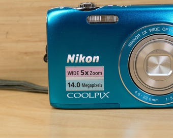 Vintage Nikon Coolpix S3100 Digital Camera / 14MP / 5x Optical