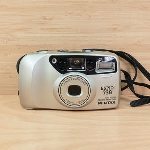 Vintage Pentax Espio 738 35 mm filmcamera, aanwijzen en fotograferen, werkend getest