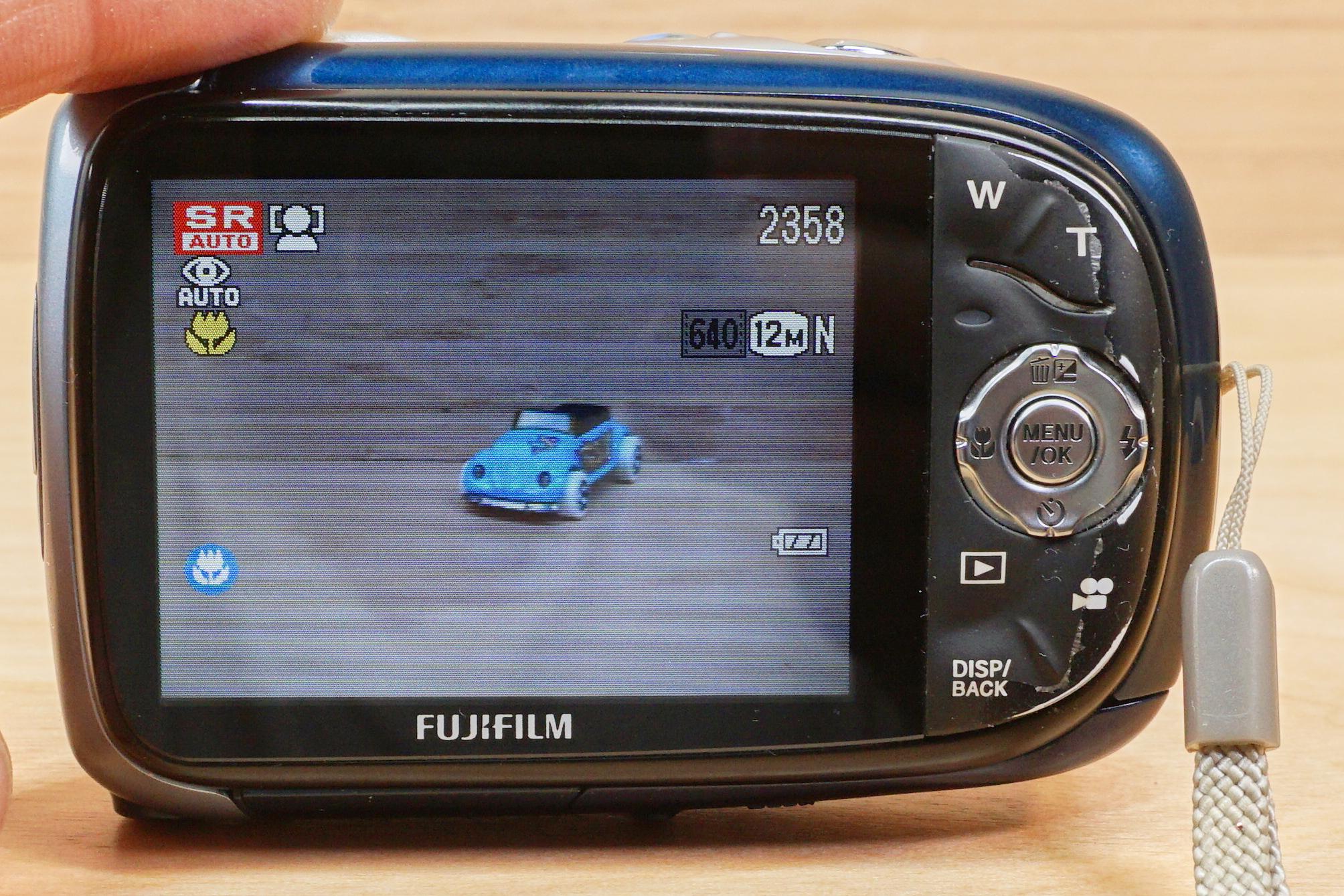 Vintage Fujifilm Finepix XP10 Digital Camera / 12MP / Waterproof
