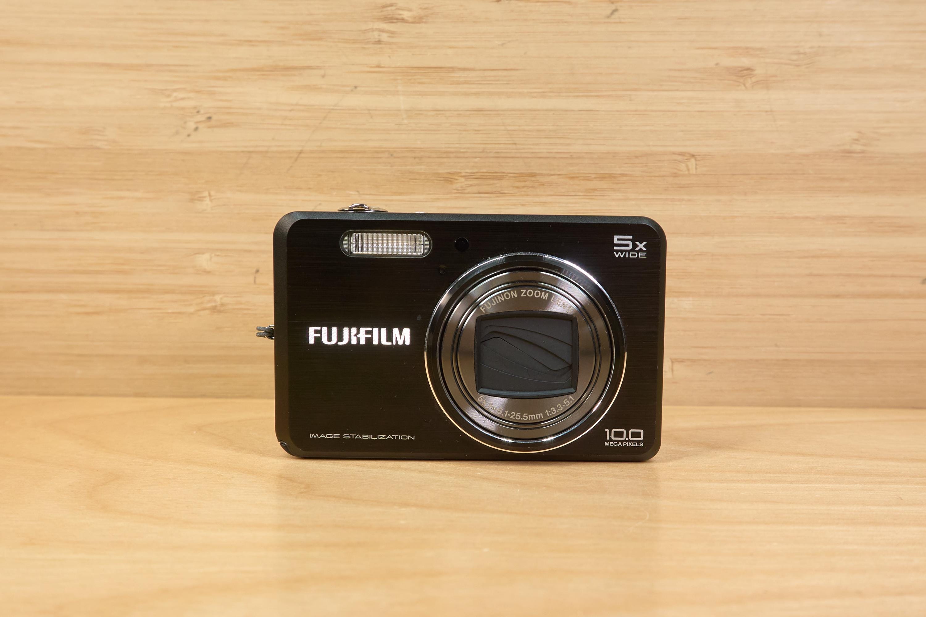Vintage Fujifilm Finepix J250 Digital Camera Black 10MP 5x Optical