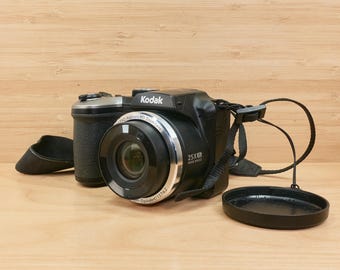 Kodak PIXPRO FZ43 16 Megapixels 4x Optical Zoom Digital Camera