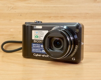 Vintage Sony DSC-H55 / 14.1MP Digital Camera / G-Lens / Made in Japan / Tested & Working