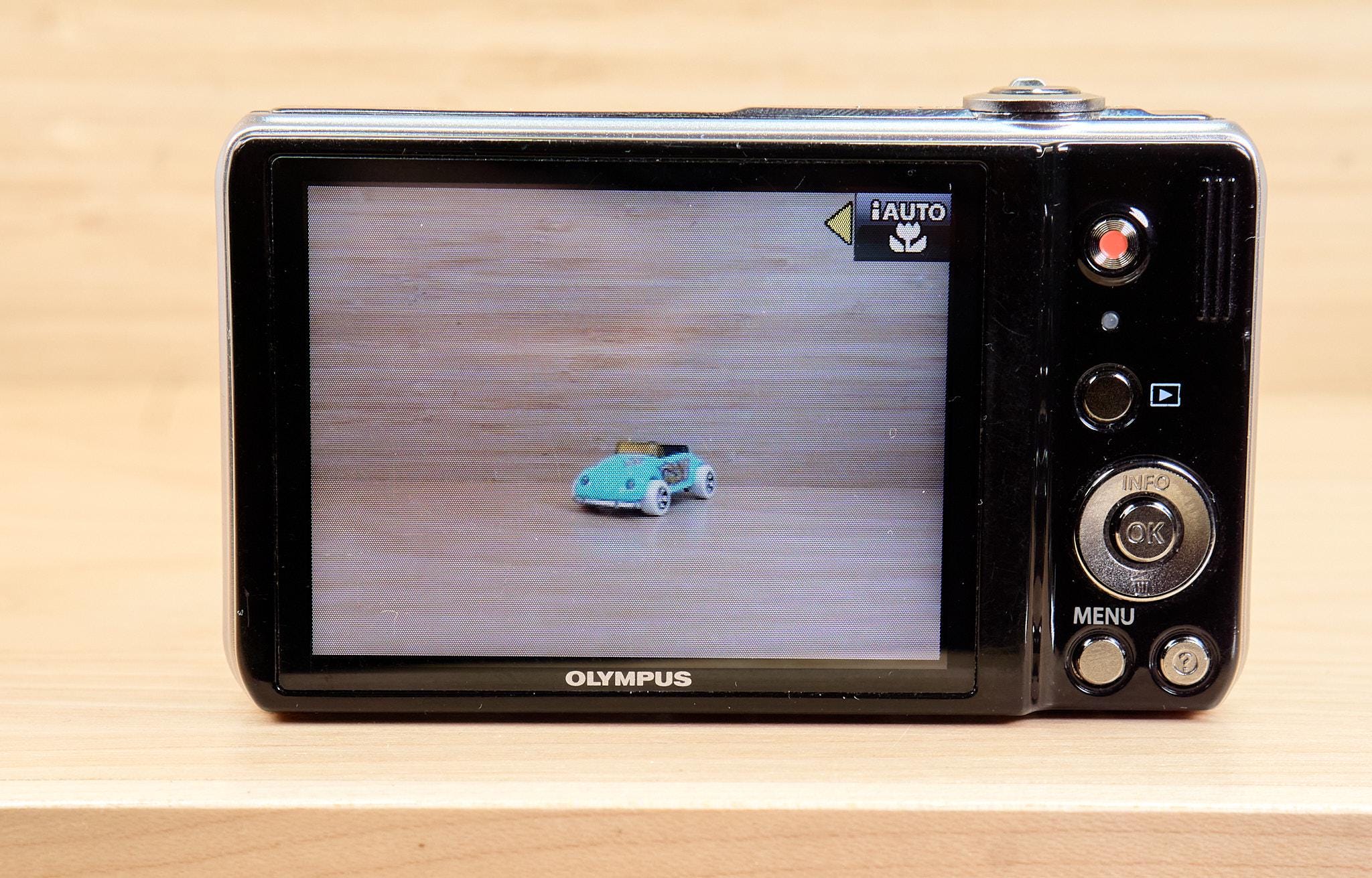 Vintage Olympus VR-320 14MP Digital Camera 12.5x Wide Zoom Silve