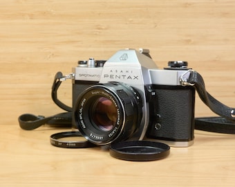 ペンタックスSLフィルムカメラ（55mm f/1.8 SMCタクマーレンズ搭載