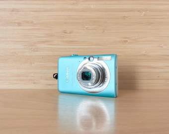 Vintage Canon PowerShot SD1200 IS 10MP Digital Camera Blue