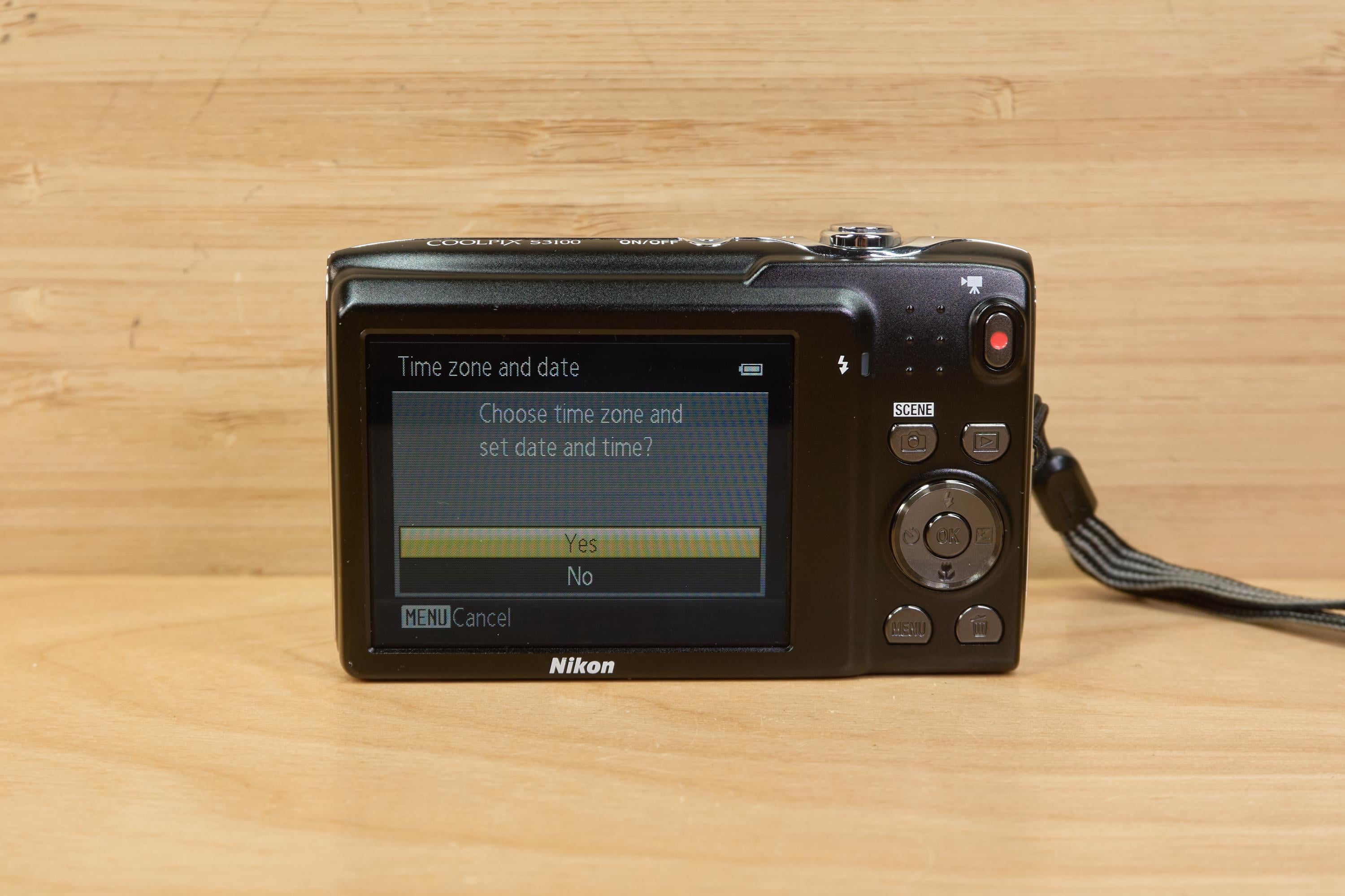 Vintage Nikon Coolpix S3100 Digital Camera / 14MP / 5x Optical