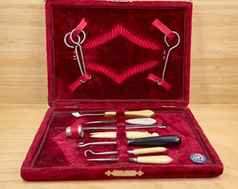 Antique Victorian Travel Sewing Kit / Velvet Case / Collectible