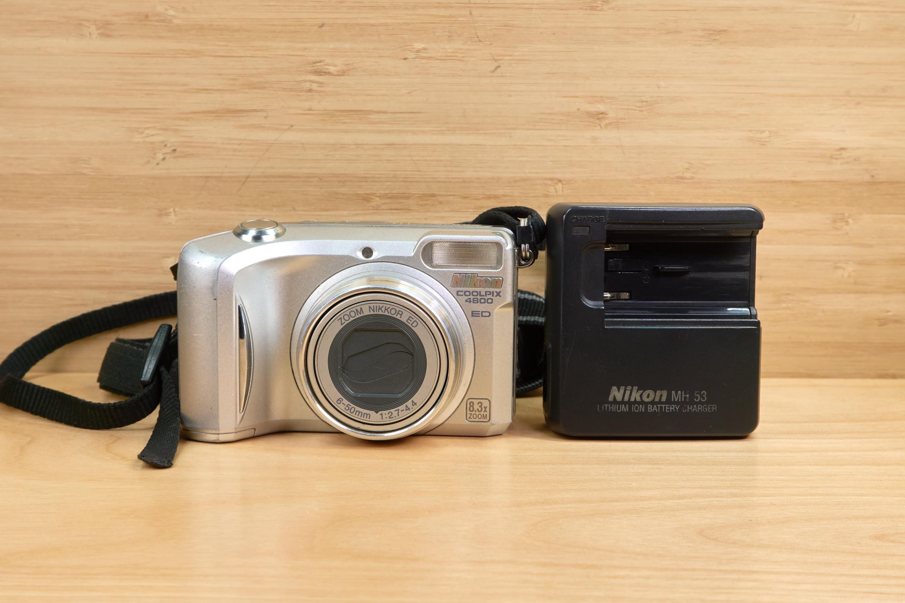Vintage Nikon Coolpix 4800 ED 4MP Digital Camera, With 8.3X