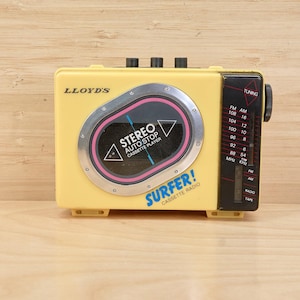 Lloyds Surfer C3090 Radio lecteur-cassette AM FM, jaune vintage