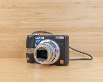 Panasonic Lumix DMC-FS6 Japan 8.1 MP Digital Camera 4x Optical