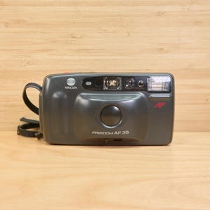 Vintage Minolta Freedom AF 35 Point and Shoot / 35mm Film Camera / Tested & Working