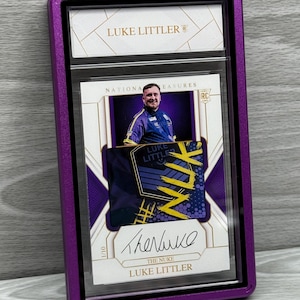 Luke Littler Panini National Treasures Auto /10 - CUSTOM Sammelkarte Darts Platte