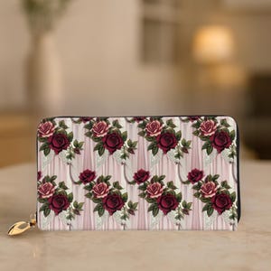 Cartera de mano de cuero con diseño floral gótico y caprichoso: cartera larga con cremallera, ranuras para tarjetas y monedero.