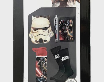 Star Wars Gift Set-5 Piece Value Box Wallet Notebook Socks Bottle Pen-Gift for Men Boys
