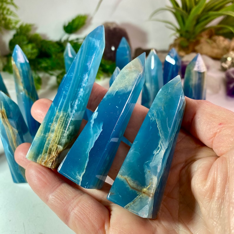 ONE Blue Onyx Point from Argentina, Beautiful color and polish, Lemurian Aquatine Calcite Tower, Average Size 3 inches tall, No 834 image 4