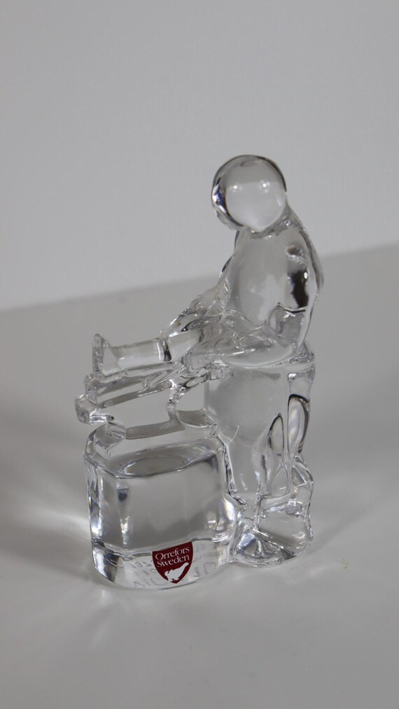 Sweden Orrefosのクリスタルガラスの置き物オレフォス スウェーデン