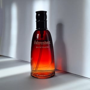 クリスチャンディーオル フォーレン ハイト 香水 8割程度 Christian