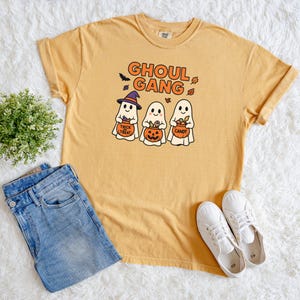 Halloween Ghost T-Shirt – Funny Ghoul Gang Graphic Tee with Candy Buckets, Spooky Fall Outfit, Trick or Treat Halloween Gift