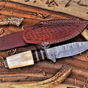 Custom Damascus Steel Hunting Knife with Bone & Horn Handle