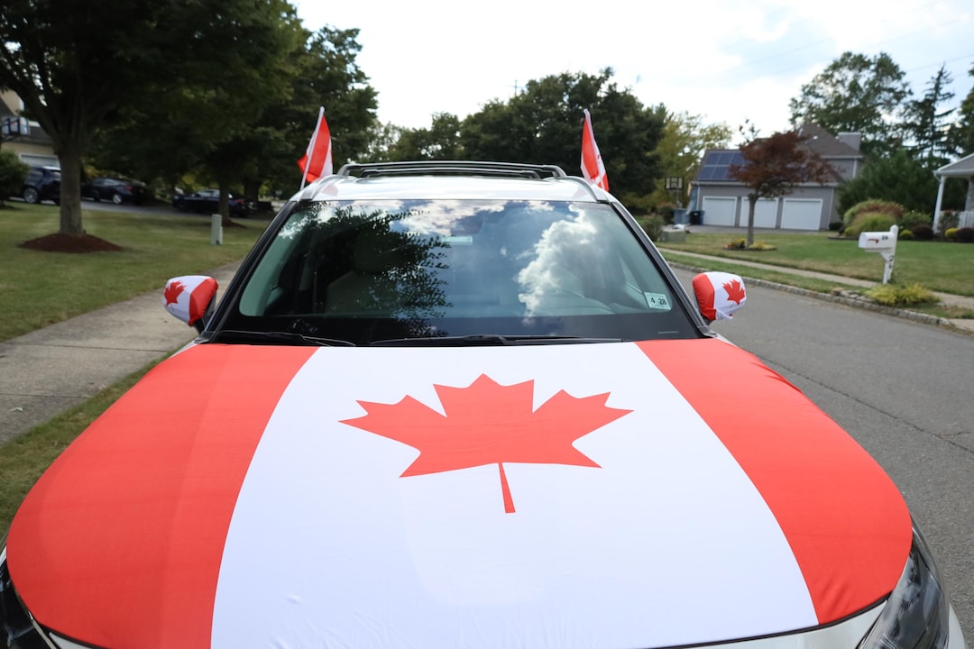 Canadian Maple Leaf Car Hood Cover, Patriotic Auto Protector - Etsy