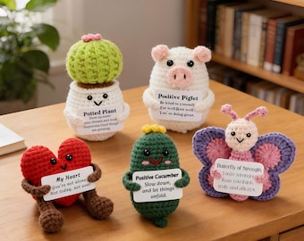 励ましのかぎ針編み人形、手作りの編みぐるみギフト、かわいいデスクワークの相棒、モチベーションを高めるギフト、セルフケアのデコレーション