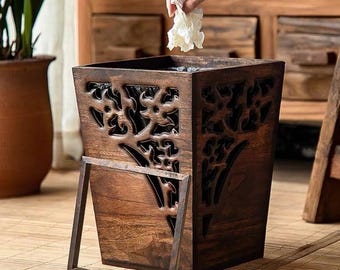 Papelera de madera estilo teca tallada a mano - Tradicional tailandesa con intrincados detalles calados