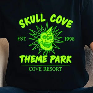 Retro Skull Sweatshirt: Vintage Amusement Park Graphic, Grunge Style