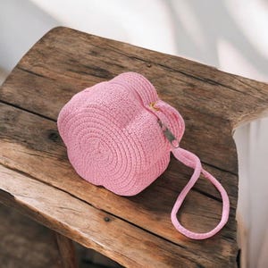 Geflochtene Stroh Schultertasche Nette Blumen Geldbörse Leichte Reise & Strandtasche für Frauen