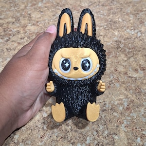 3D Printed Seated Labubu Figure – Cute Collectible Art Toy