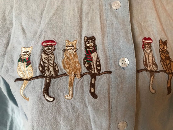 Christmas cats chambray collar button up sz small - image 6
