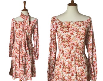 Vintage floral long sleeve dress with matching scarf size small