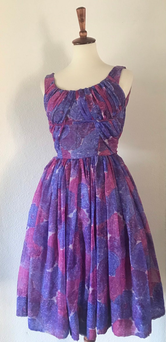 Vintage 50s purple garden dream day dress with fu… - image 6