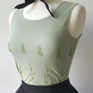 Vintage lace embroidered green top sz s image 4