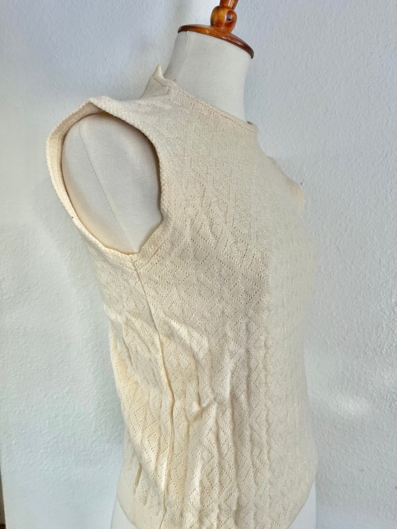 Vintage cream 50s knit shell top size small - image 6