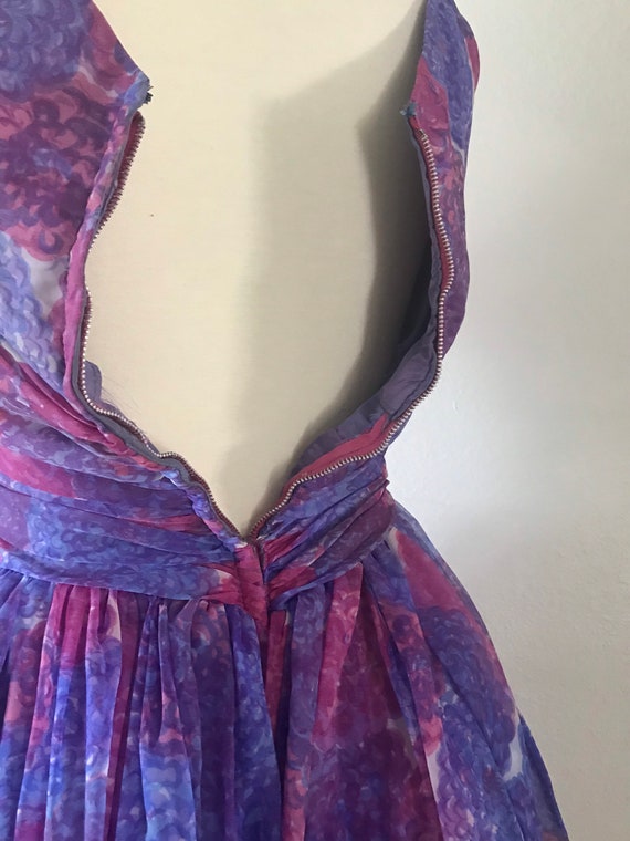 Vintage 50s purple garden dream day dress with fu… - image 7