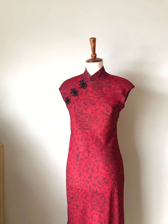 Vintage red cheongsam size small - image 4