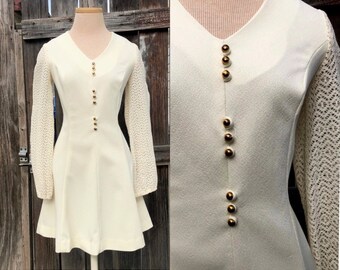 vintage 1960s 1970s white lace sleeve mini dress sz small