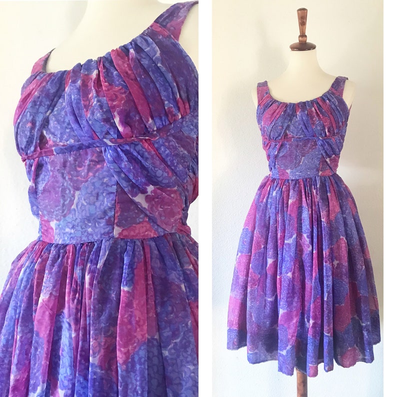 Vintage 50s purple garden dream day dress with full skirt and crinoline size xs image 1