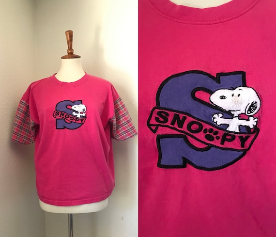 snoopy pink shirt