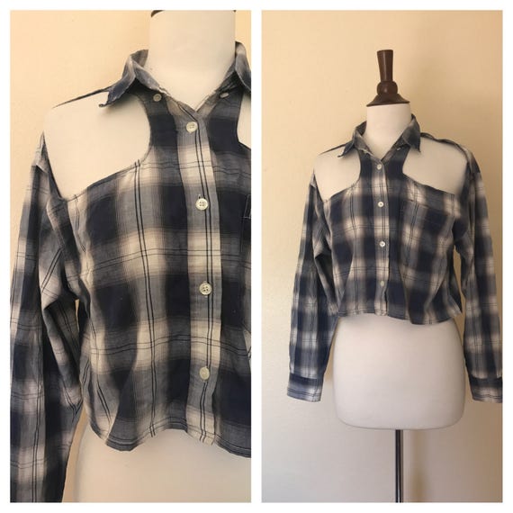 Grungey open shoulder plaid button up - image 2