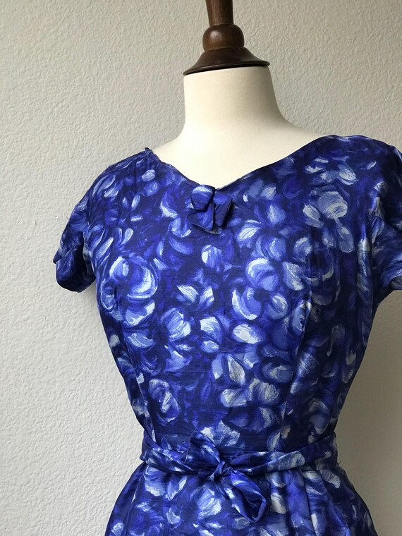 vintage 1950s blue silk watercolor day dress - image 5