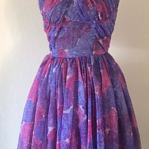 Vintage 50s purple garden dream day dress with full skirt and crinoline size xs image 4