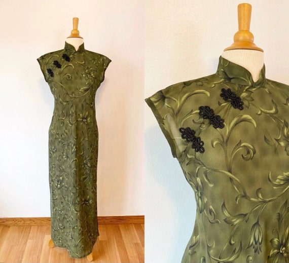 Vintage green floral cheongsam with keyhole back … - image 1