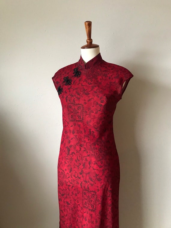 Vintage red cheongsam size small - image 3