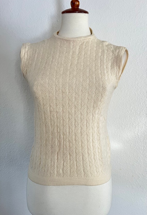 Vintage cream 50s knit shell top size small - image 2