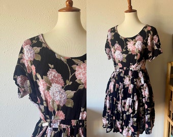 Vintage black crepey loose cotton black baby doll floral dress size s to l